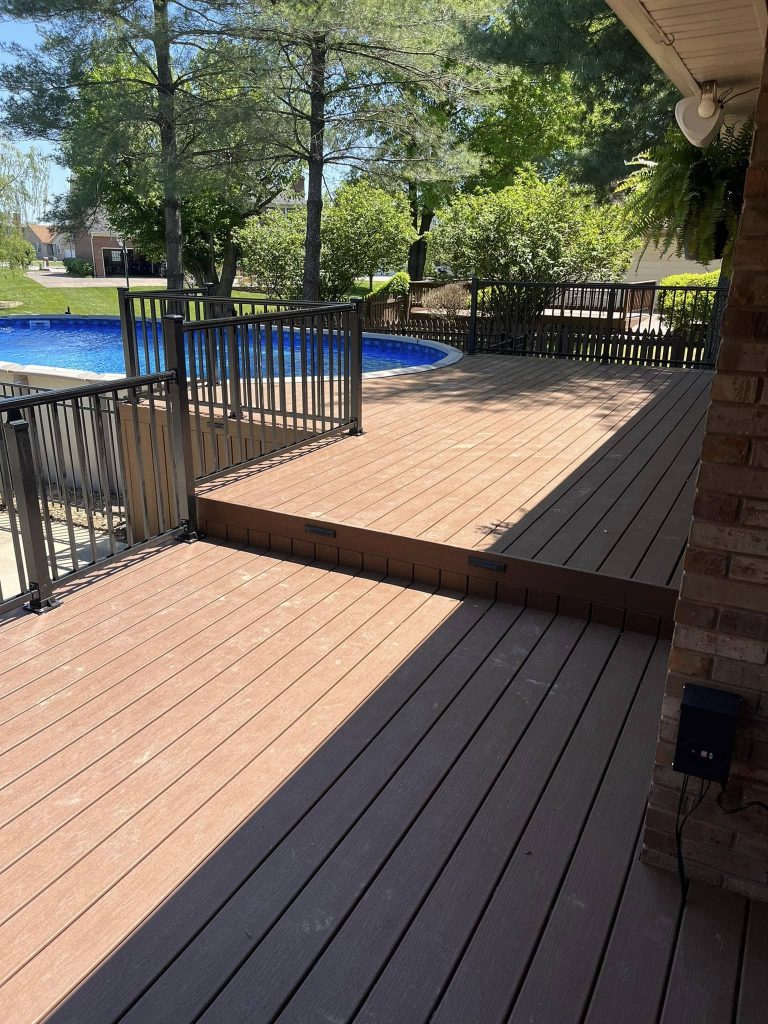 Custom outdoor deck built by R&J Mills Remodeling